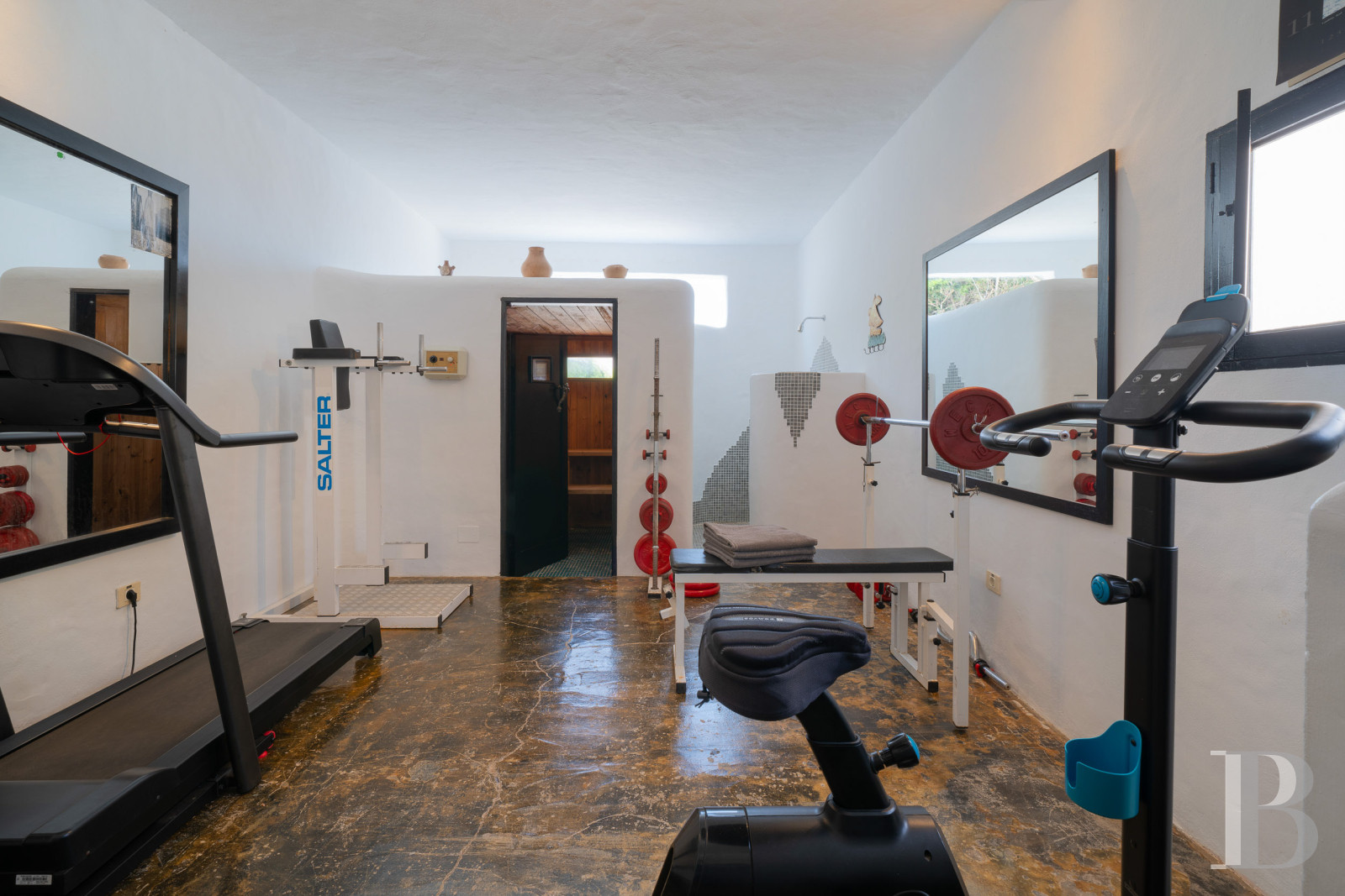 An old finca renovated in a contemporary style on the island of Lanzarote, in the Canary Islands - photo  n°18